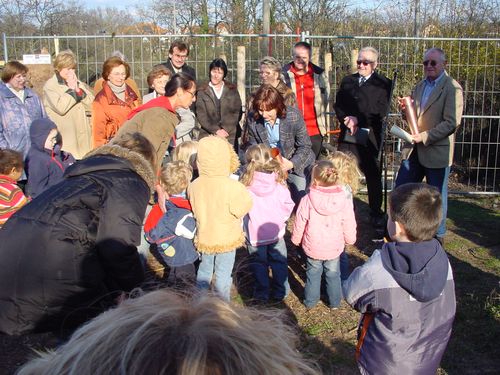 img/2008-03-spatenstich-27.jpg